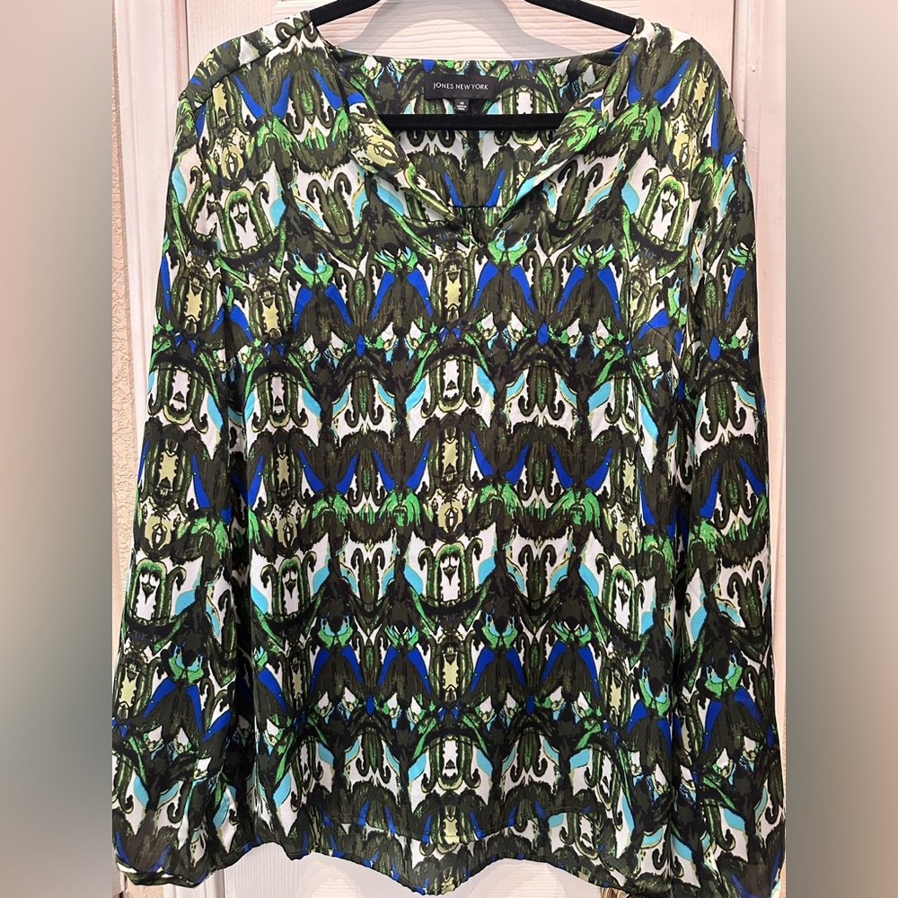 Jones New York Green, Blue & Black Abstract Print Long-Sleeve Top